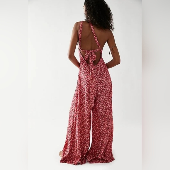 Free People Arlo Ditsy Floral Print Timeless Jumpsuit NWOT Size XS Boho Chic - Picture 2 of 14